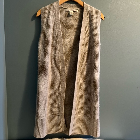 Max Studio Merino Wool Blend Cardigan Vest Sweater - Picture 2 of 10